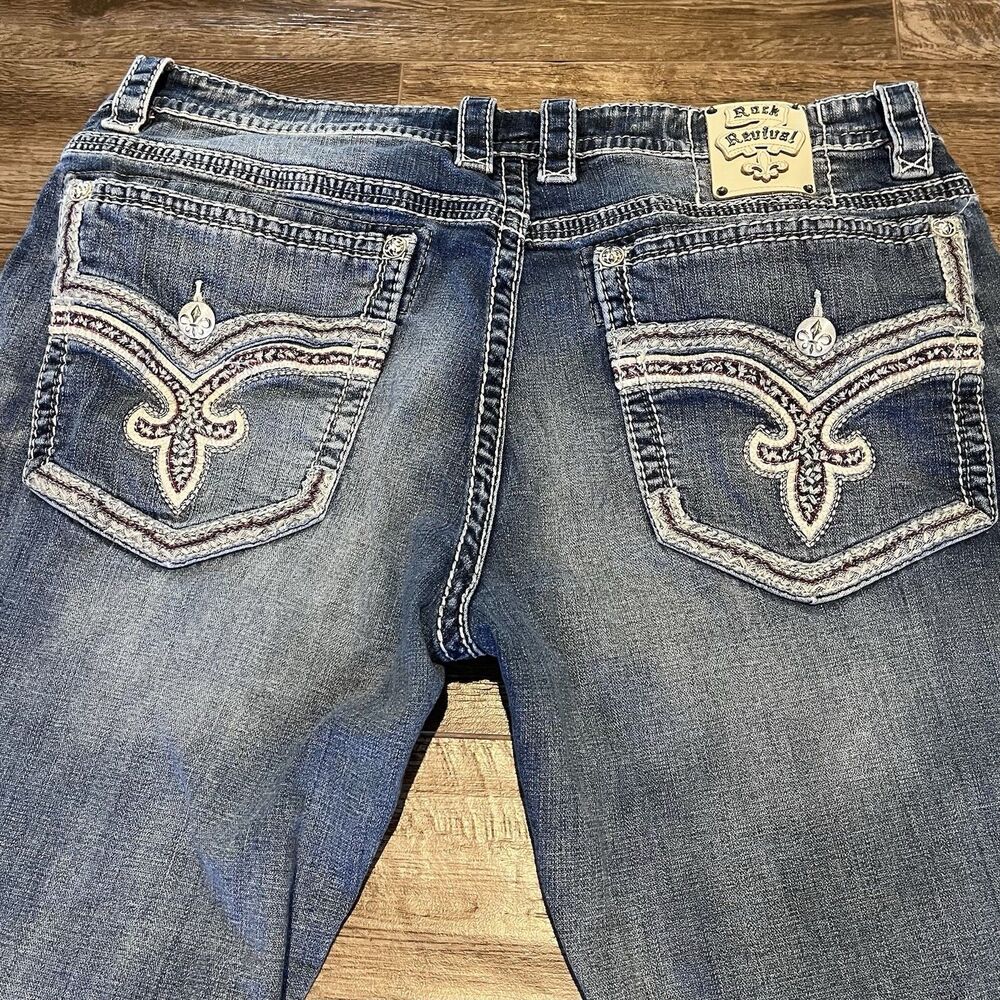 Rock Revival Jeans Men's 42x32 Lon Straight Leg Embellished Flap Pocket Leather